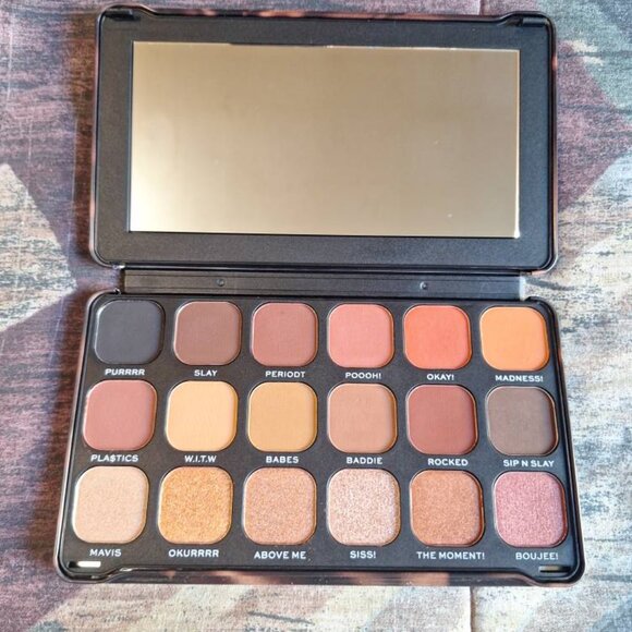 Revolution x Plastic Boy “Boujee” Palette 🤎 Brand New - Picture 1 of 2